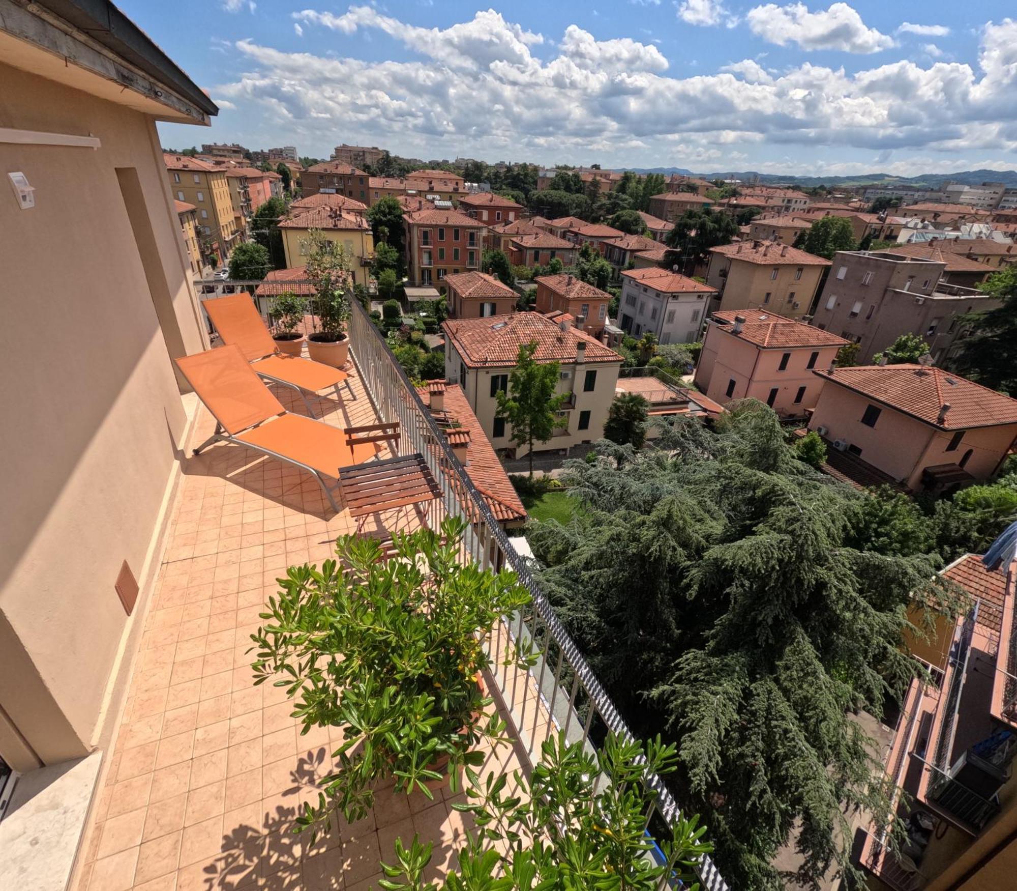 Bellavista Panoramic Terrace Appartamento Con Terrazza Zona Sant Orsola Bologna Exterior photo
